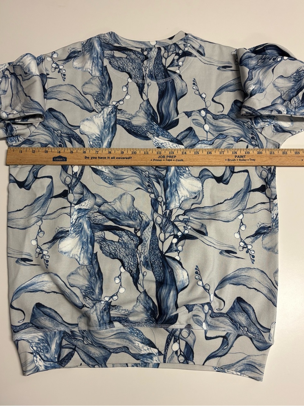 Helly Hansen Women's Large Sweatshirt - Navy Floral Pattern - Picture 4 of 6